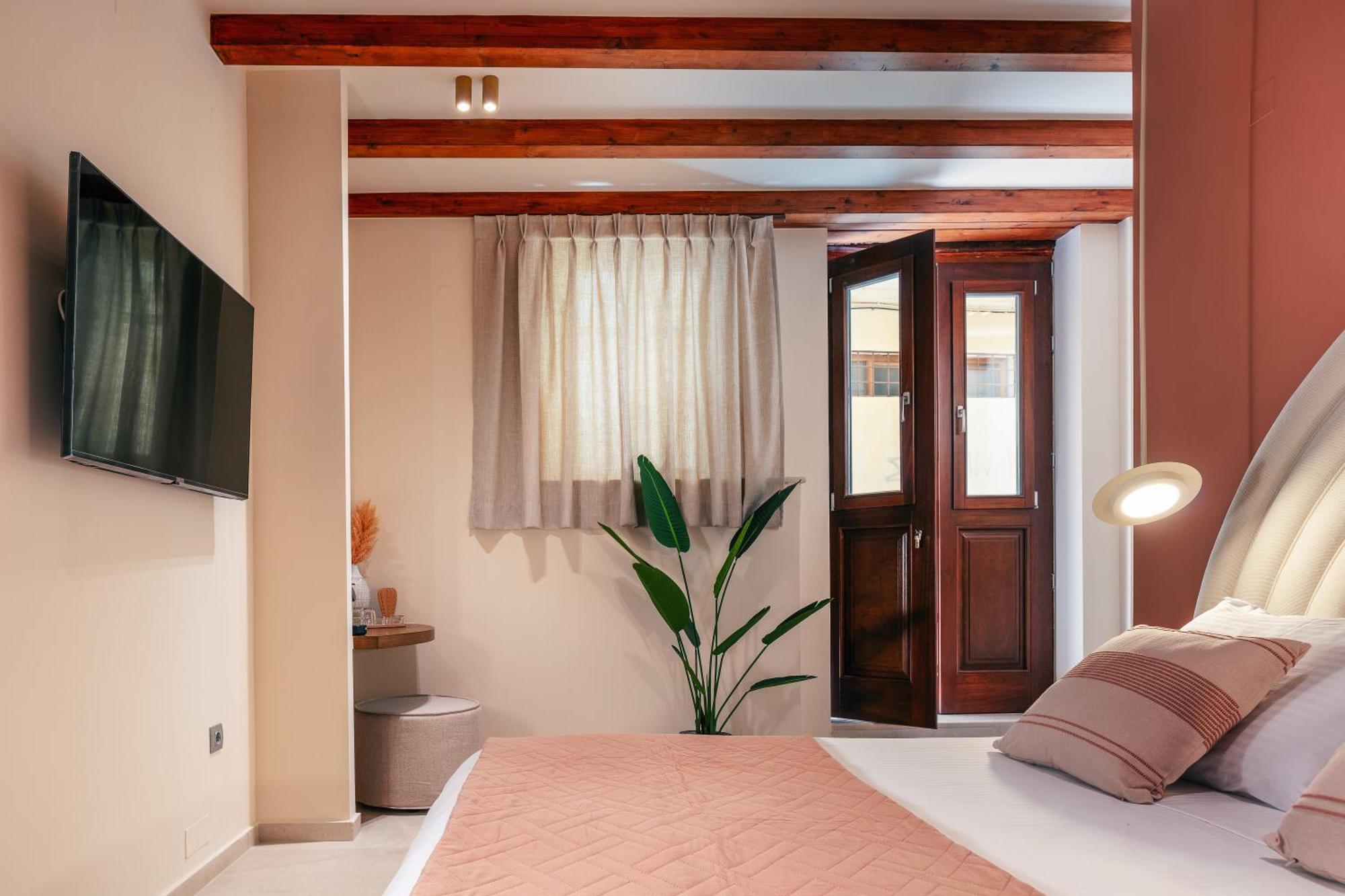Aparthotel La Montre Luxury Boutique Rethymno